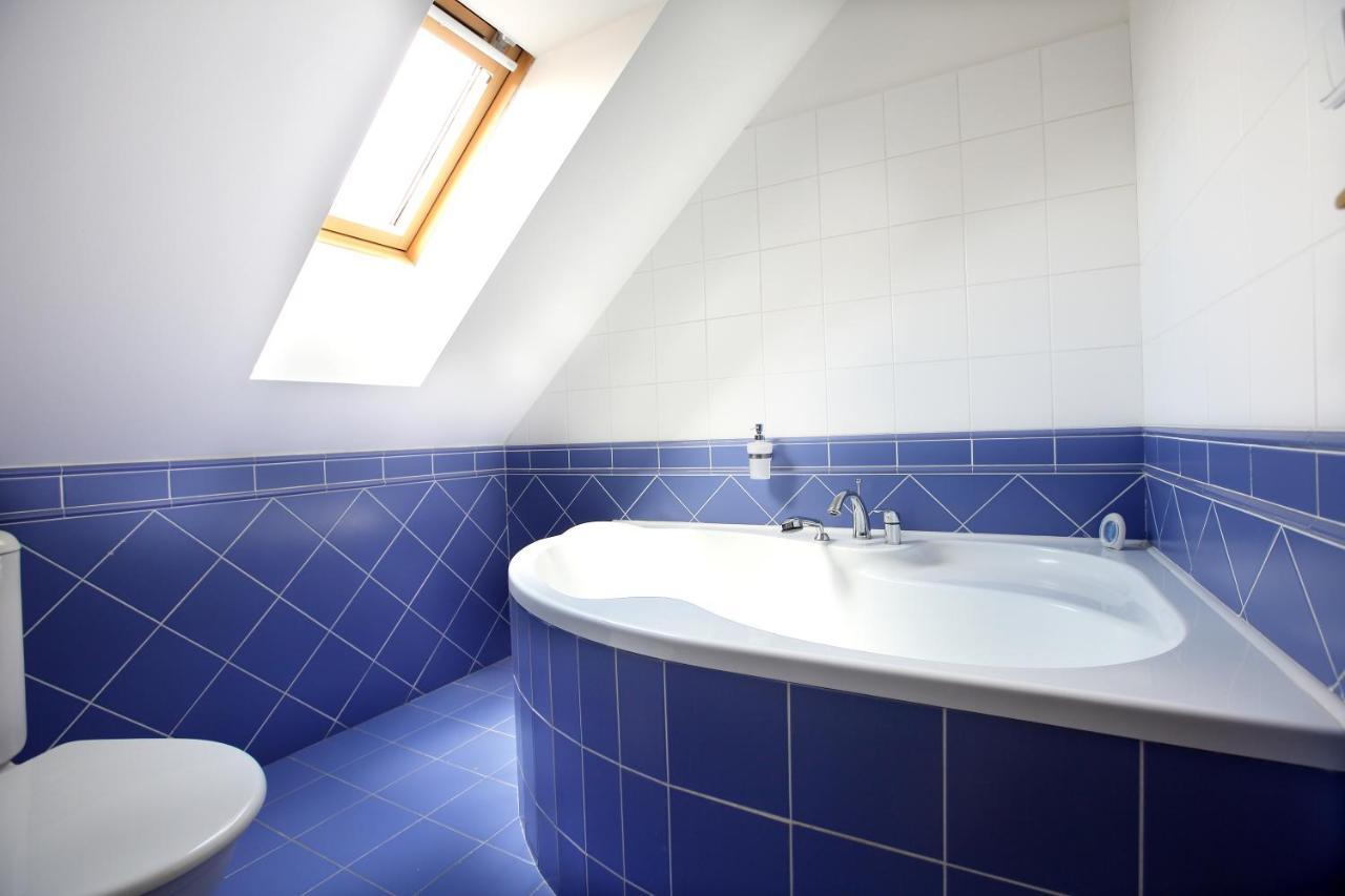 Hotel Penzion Na 15. Poledníku Jindřichŭv Hradec Zewnętrze zdjęcie
