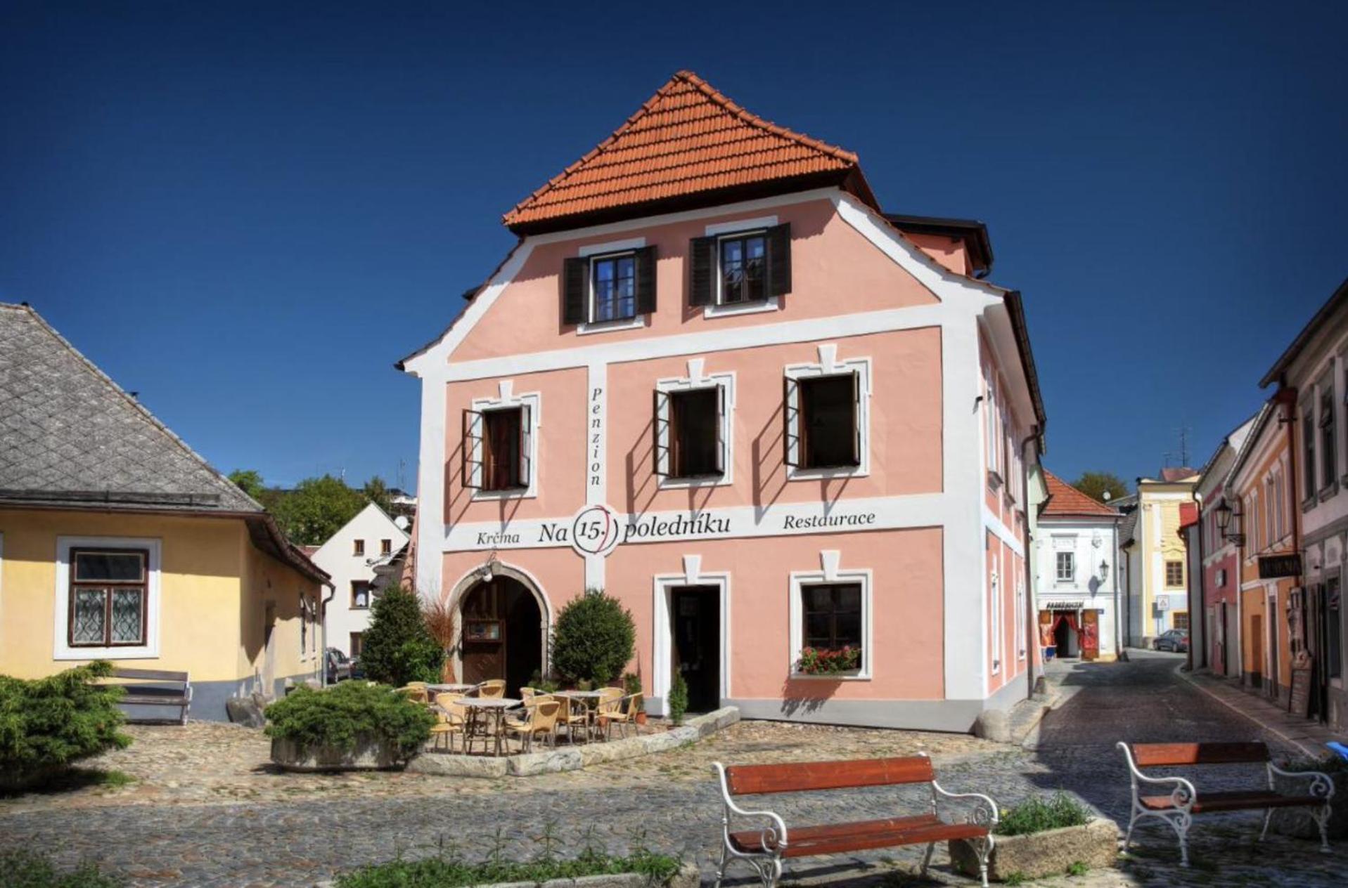 Hotel Penzion Na 15. Poledníku Jindřichŭv Hradec Zewnętrze zdjęcie